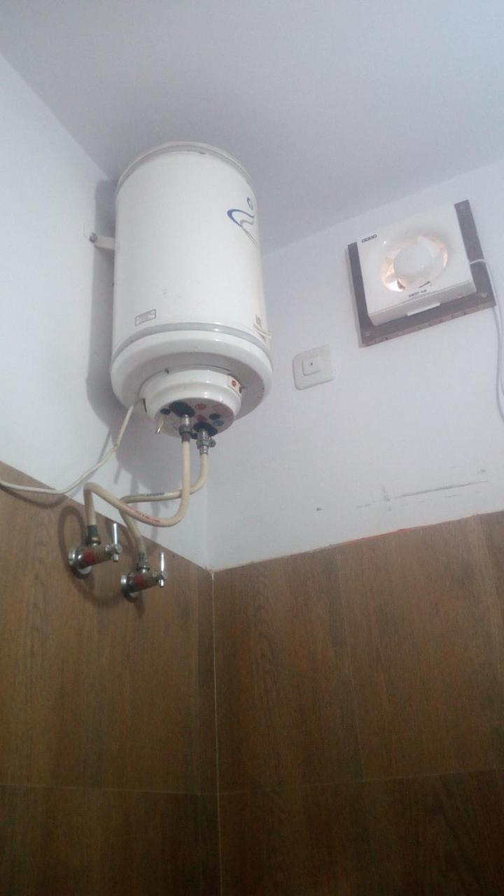 Ishan Paying Guest House Варанаси Экстерьер фото
