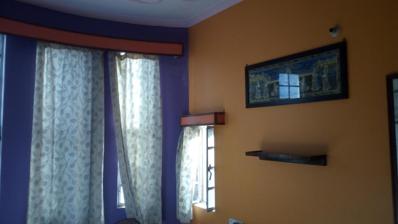 Ishan Paying Guest House Варанаси Экстерьер фото
